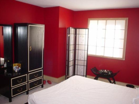 Maple Woods Casselman Room photo
