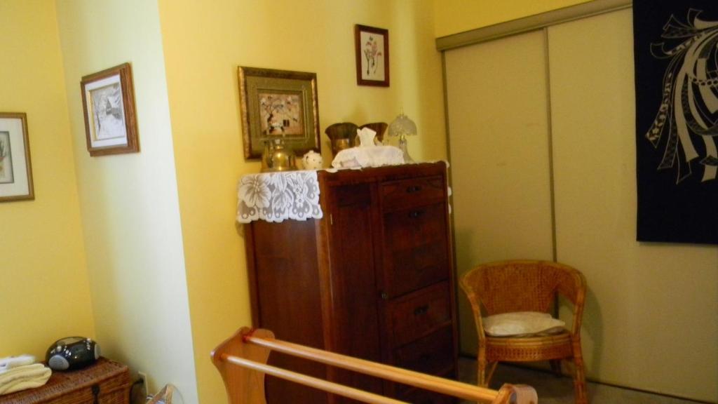 Maple Woods Casselman Room photo