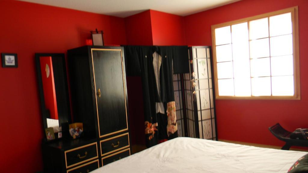 Maple Woods Casselman Room photo