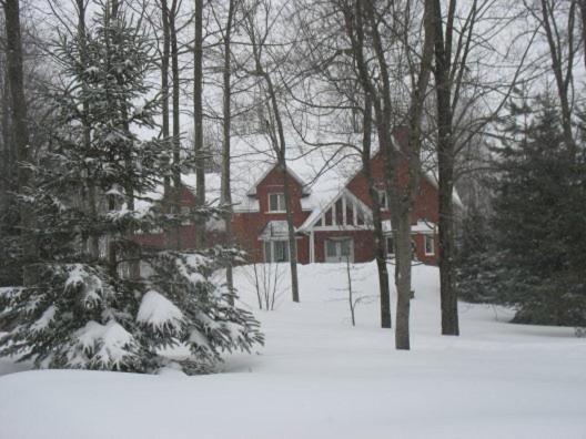 Maple Woods Casselman Exterior photo